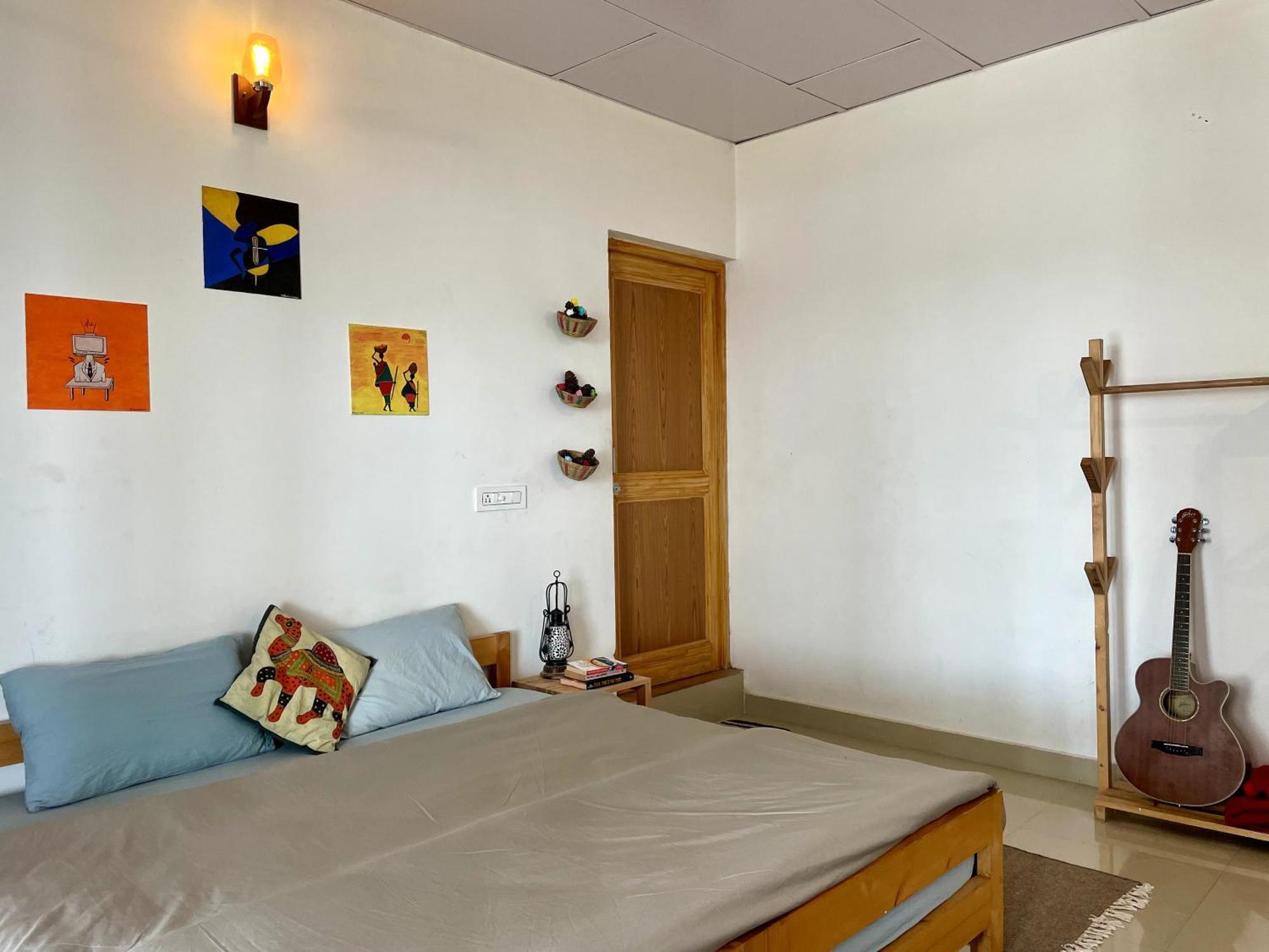 Bir Nest Hostel Luaran gambar
